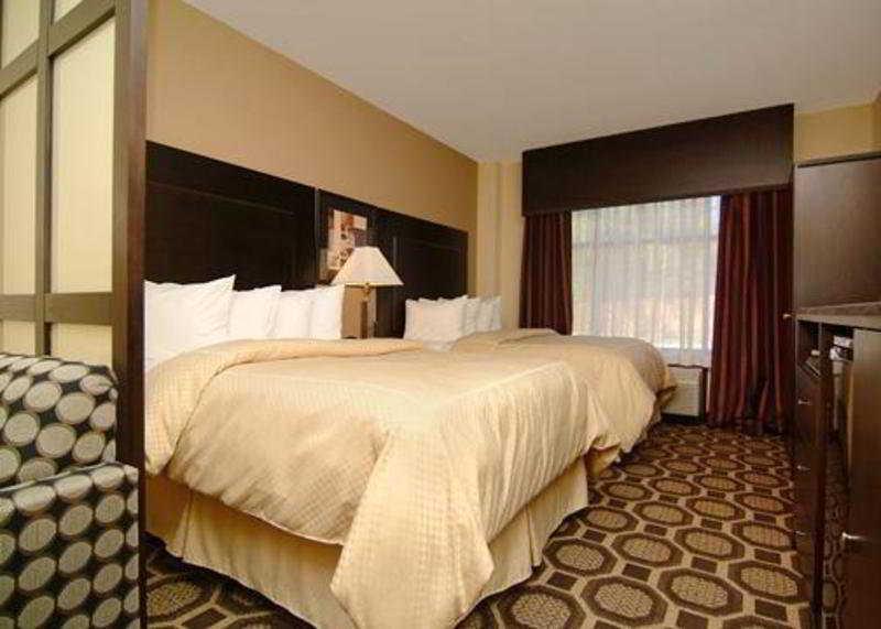 Holiday Inn Express & Suites Lexington By Ihg Esterno foto