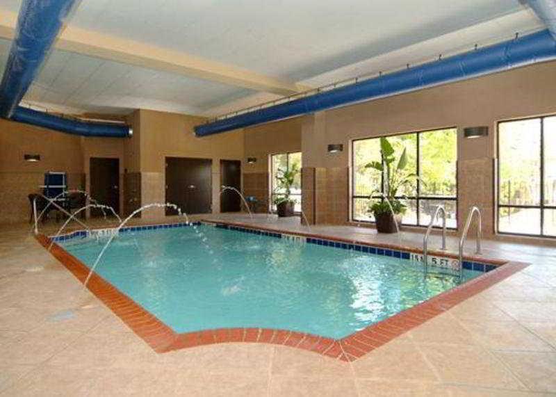 Holiday Inn Express & Suites Lexington By Ihg Esterno foto