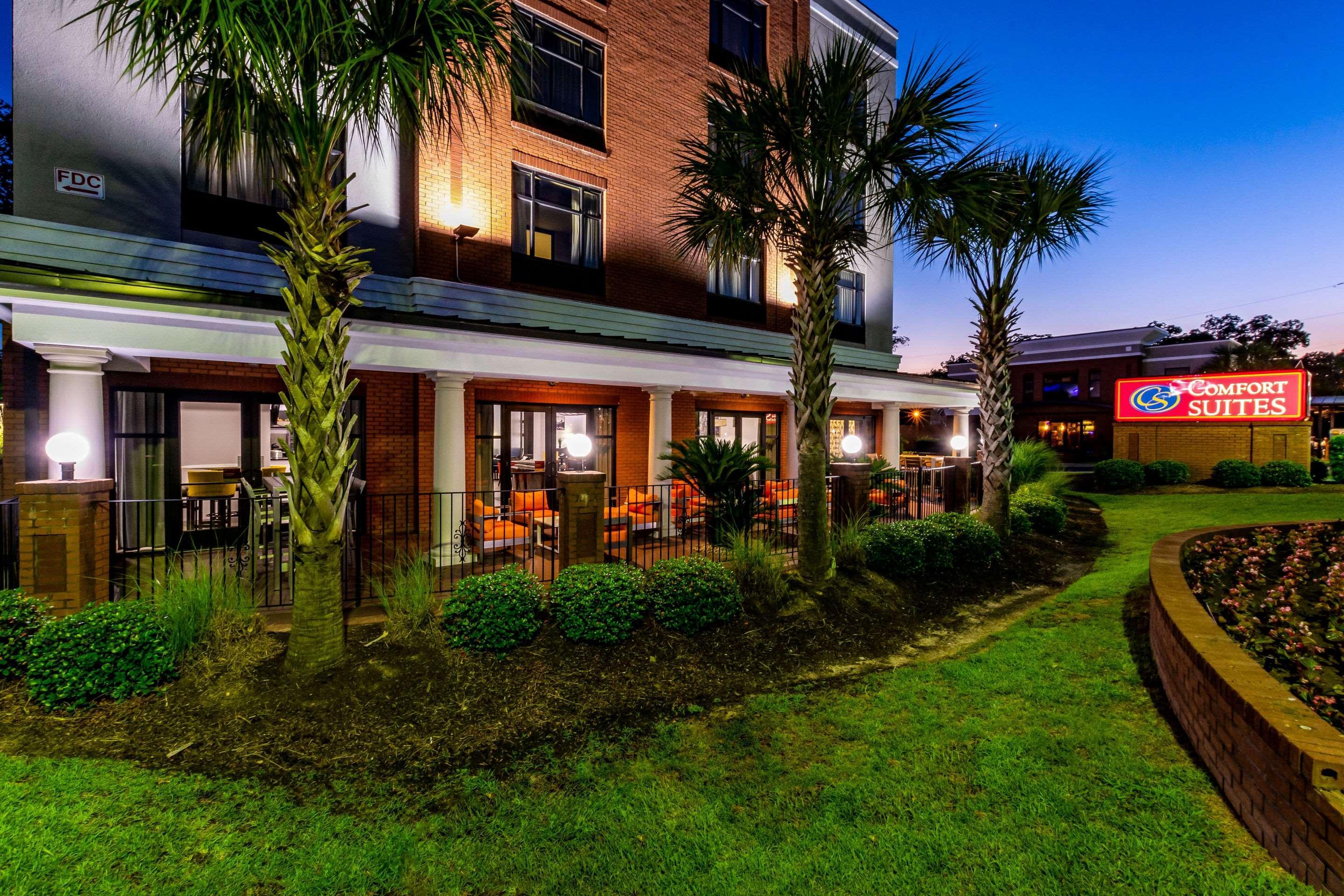 Holiday Inn Express & Suites Lexington By Ihg Esterno foto