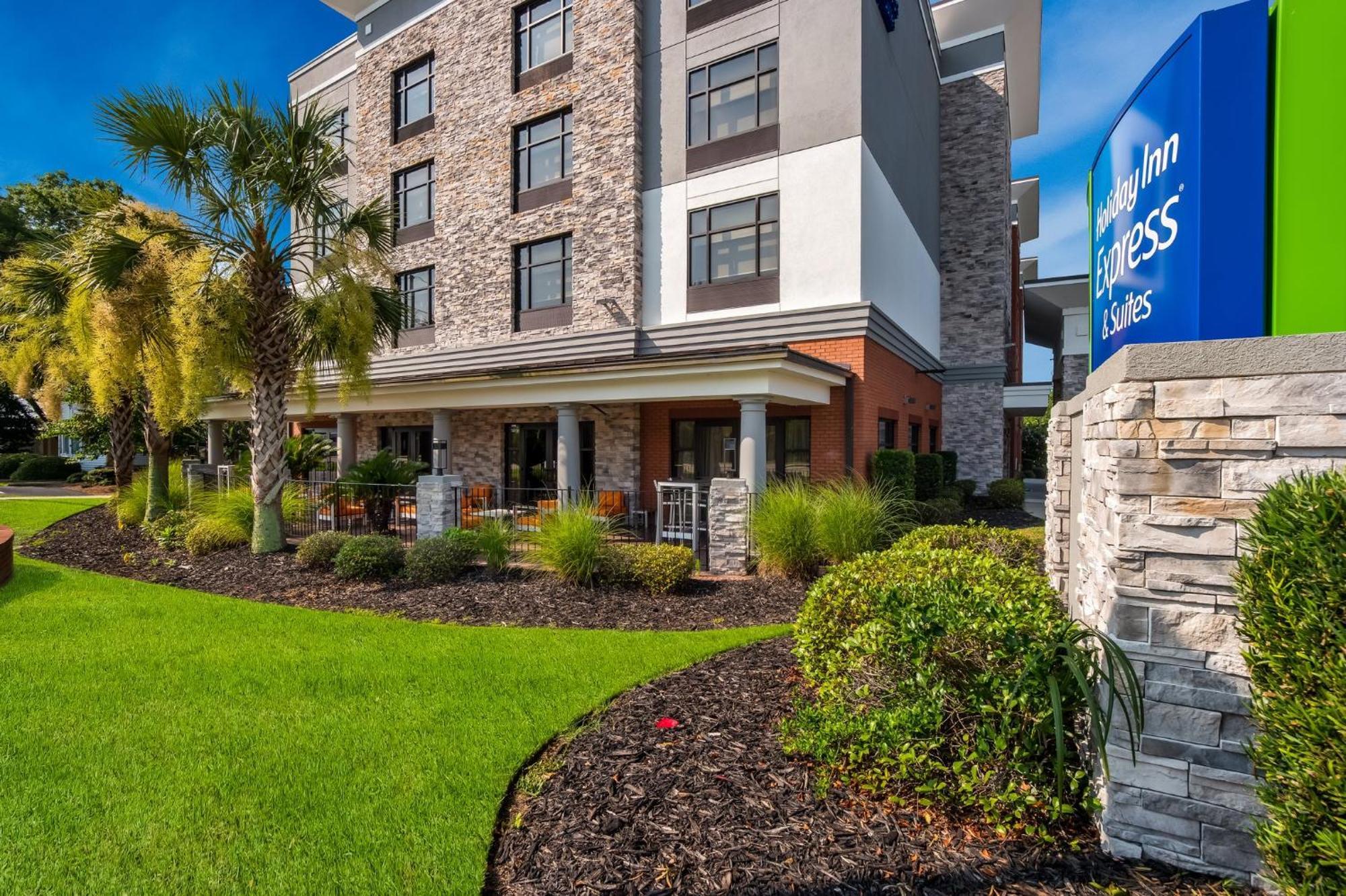 Holiday Inn Express & Suites Lexington By Ihg Esterno foto